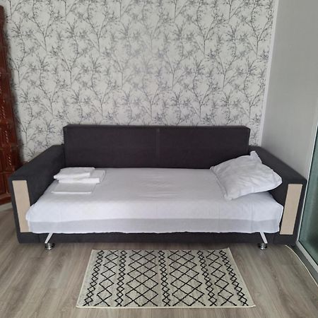 Miha'S Apartament Суліна Екстер'єр фото