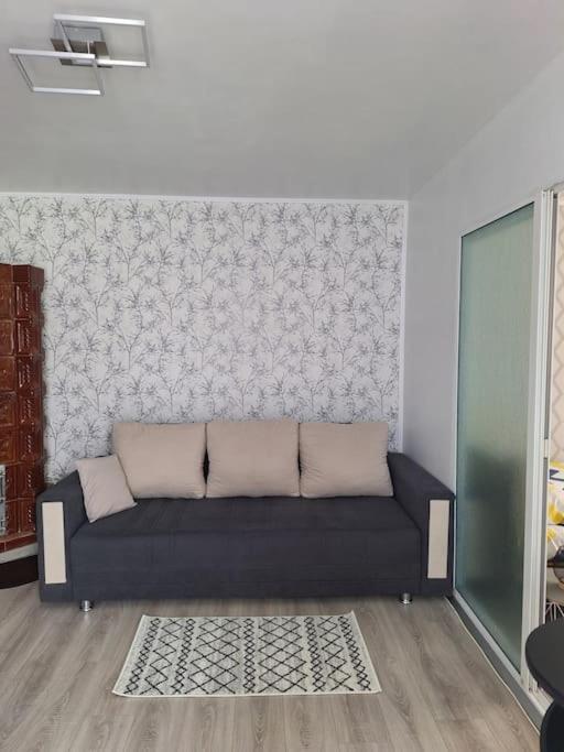 Miha'S Apartament Суліна Екстер'єр фото